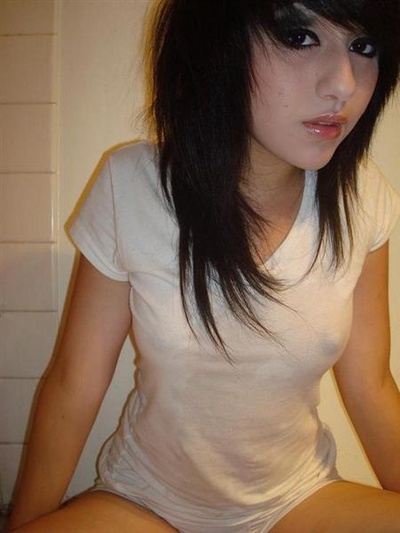 Dark And Slutty Emo Amateur Chicks