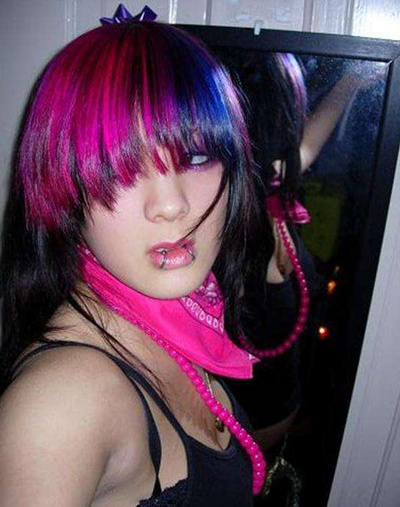 Emo Girl Joey Likes To Take Naughty Pictures