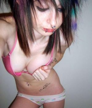 Cute Amateur Raver Girl Self Pics