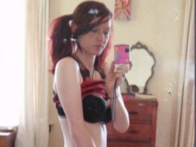 Emo Redhead Girlfriend Loves Selfshot Porn