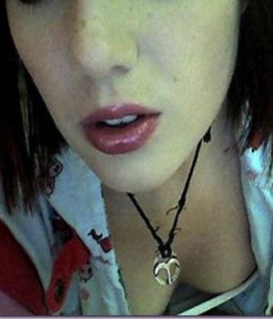 Emo Teen Webcam Cleavage Show