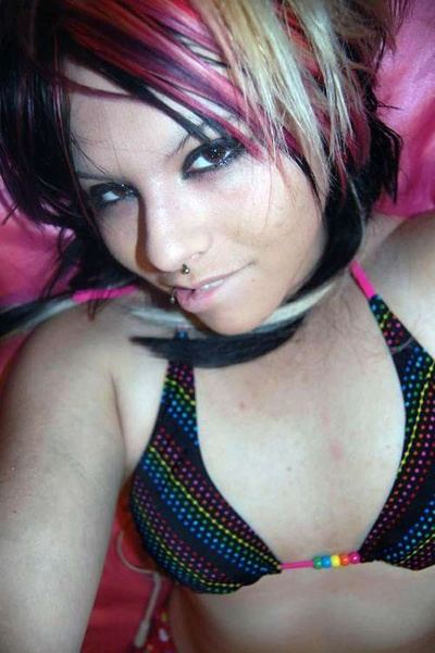 More Gorgeous Emo Selfshot Girls Taking Pics Of Themselves